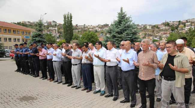 HACILAR’DA, PENÇE HAREKÂTI İÇİN DUA EDİLDİ.