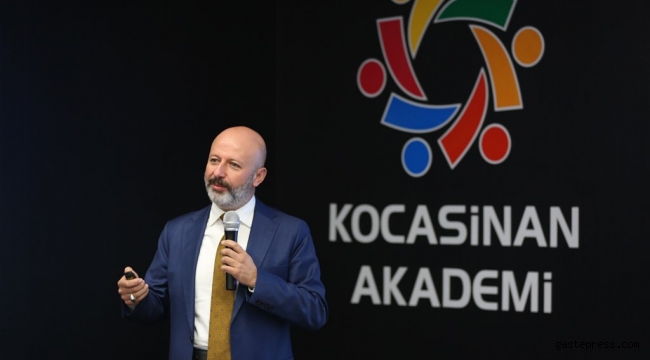 KOCASİNAN AKADEMİ EĞİTİMLE AİLE BAĞLARINI GÜÇLENDİRİYOR