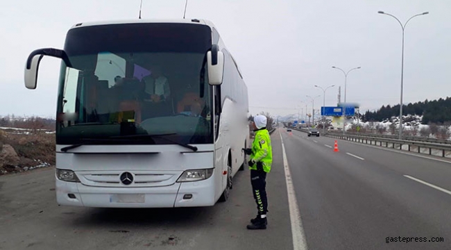 Şehirler arası otobüsler denetlendi, 351 araç trafikten men edildi