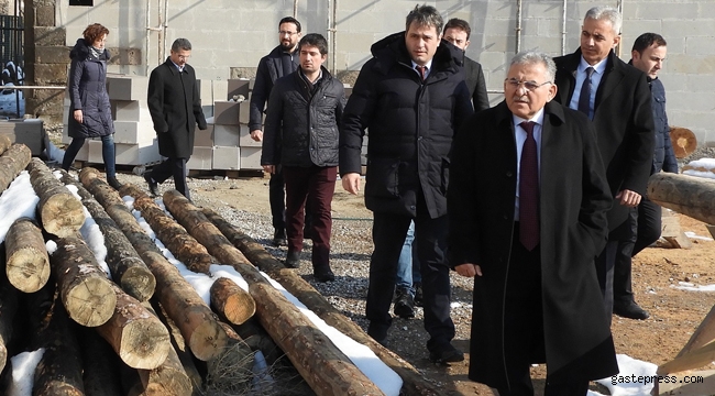 Başkan Büyükkılıç, Kayseri Mahallesi’nde yapılan restorasyon çalışmalarını takip etti!