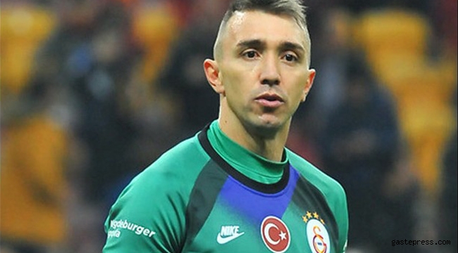 Galatasaray'ın Uruguaylı Kaptanı Fernando Muslera bu ayki maaşını şehit ailelerine bağışladı!