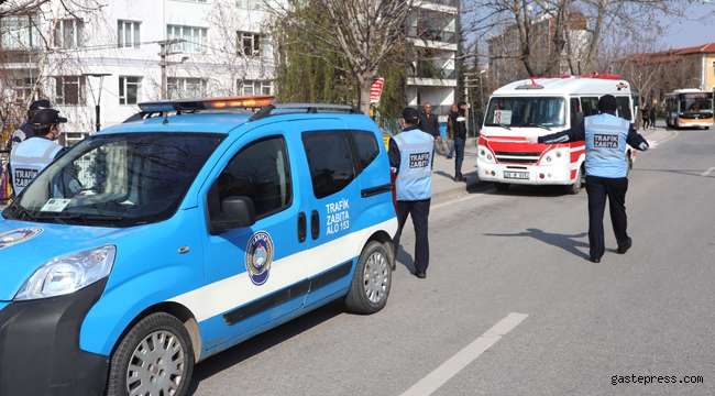 Eskişehir'de Zabıta Ekipleri Kontrollerini Sıklaştırdı!