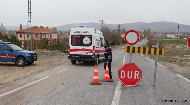 Karantinadaki mahalleden çıktı, para cezası kesildi