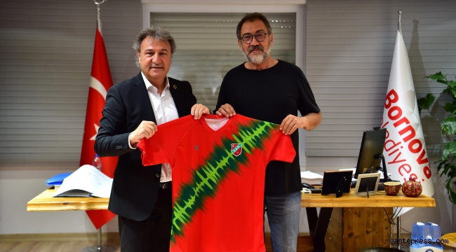 Karşıyaka yeni sezonda iç saha maçlarını Bornova Aziz Kocaoğlu Stadında oynayacak.