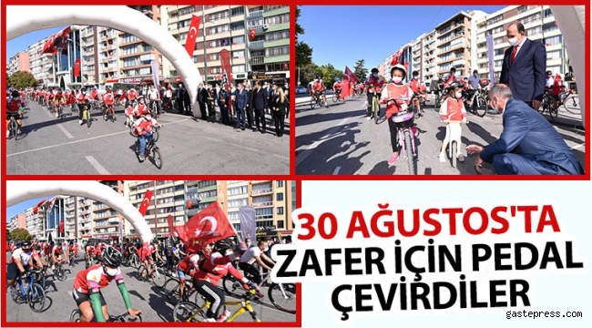 30 Ağustos’ta Zafer İçin Pedal Çevirdiler!