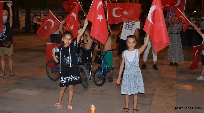 Antalya Büyükşehir'in Zafer Bayramı kutlamaları başladı!