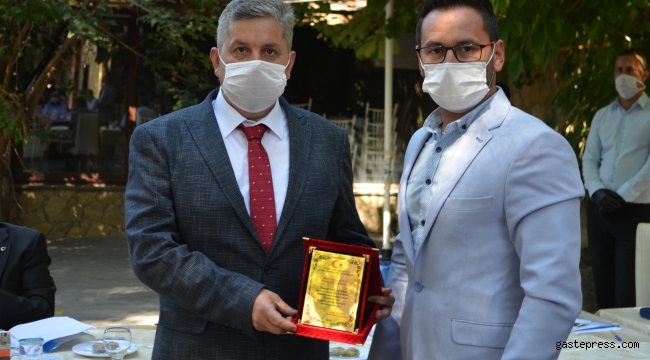 Muhtar'dan Kayseri Bünyan Belediye Başkanı Özkan Altun'a Plaketli Teşekkür!