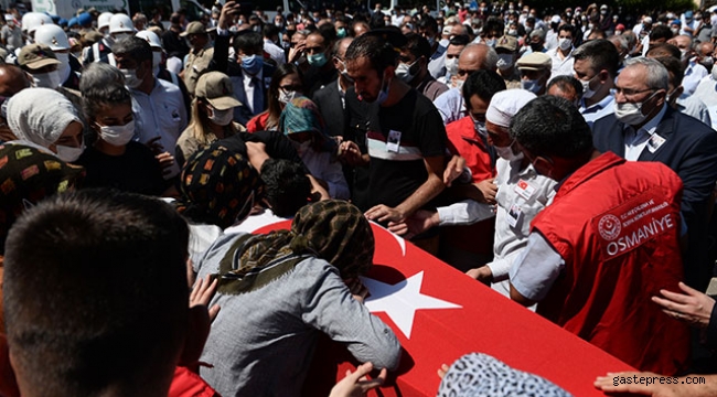 Giresun şehidi Jandarma Uzman Çavuş Sami Yılmaz toprağa verildi!