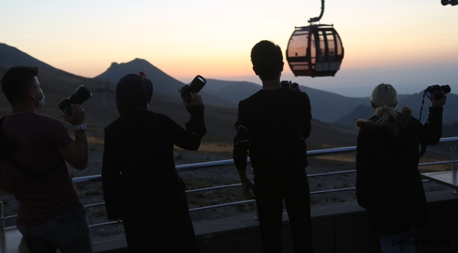 Kayseri Büyükşehir'den Gökyüzü Tutkunlarına "Erciyes Astro Fotoğrafçılık" Hizmeti!