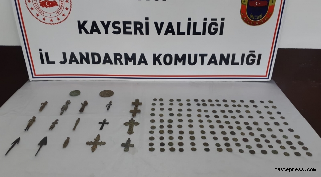 Kayseri'de tarihi eser kaçakçılığına 5 gözaltı!