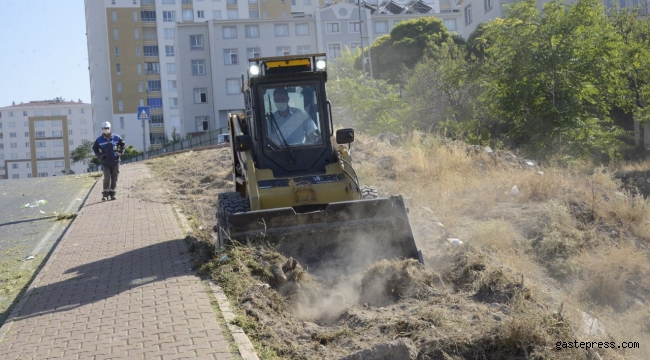 Kayseri Melikgazi Belediyesi Sonbahar Temizliğine Devam Ediyo!