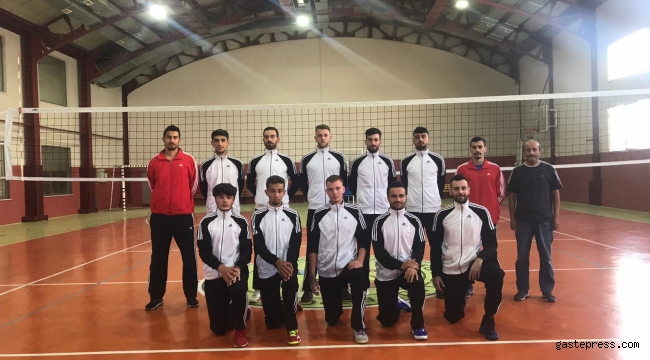 Kayseri Melikgazi Belediyespor Voleybol A takımı İlk Maçında Galibiyet Aldı!