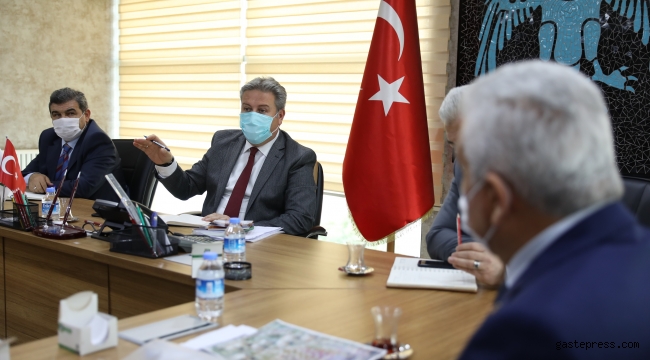 Kayseri Melikgazi Belediye Başkanı Palancıoğlu ilçenin 58 mahalle muhtarı ile görüştü!