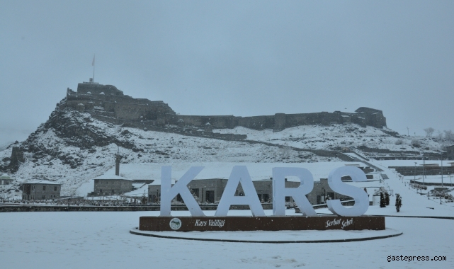 Kars’ta kar yağışı!