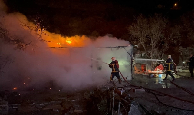 Kayseri’de bağ evi alev alev yandı!