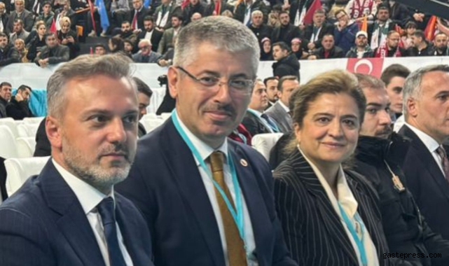 Şaban Çopuroğlu, AK Parti Sakarya İl Kongresi’ne Katıldı: "Kongre Hayırlara Vesile Olsun"