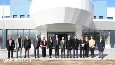 Savunma sanayii heyeti Havacılık Ve Uzay Bilimleri Lisesi için Melikgazi'de toplandı!