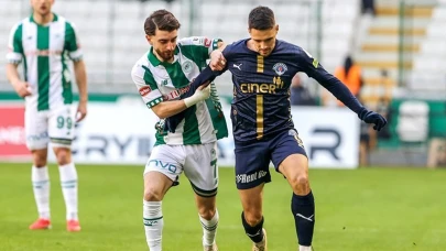 6 gollü maçta kazanan çıkmadı! Konyaspor 3-3 Kasımpaşa