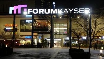 Forum Kayseri'de 2 polis ve 1 güvenliği yaralayan suç makineleri yakalandı!