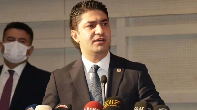 MHP'li İsmail Özdemir ve ailesi de Kartalkaya'daki oteldeydi Kübra Par bilinmeyen detayı anlattı!