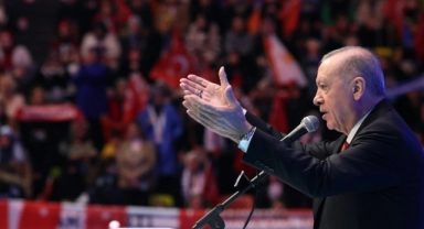 Cumhurbaşkanı Erdoğan: "Ya silahlarını gömecekler ya da silahlarıyla toprağa gömülecekler"