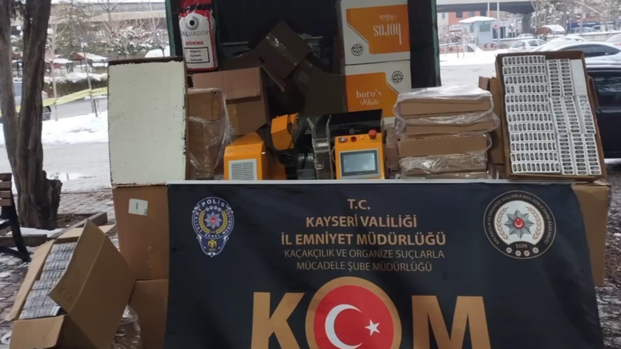 Kayseri'de 103 bin 950 dal doldurulmuş makaron ele geçirildi!