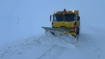 Kayseri'de kapanan 61 yol ulaşıma açıldı!