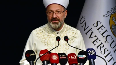 Diyanet İşleri Başkanı Erbaş: Aşırı uçlara giden arkadaşlarınızı uyarın!