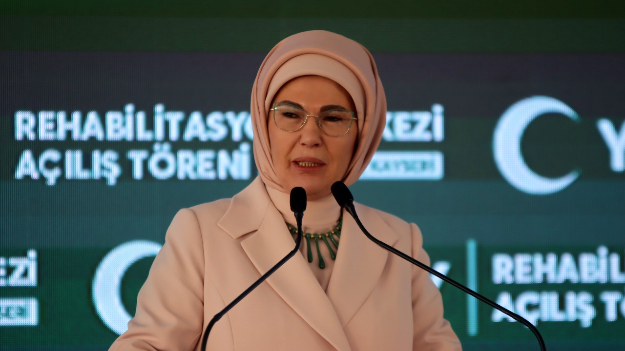 Emine Erdoğan: "Neslimizi bağımlılıklara karşı korumak, ülke bekasını korumaktır"