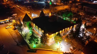 Melikgazi Belediyesi Lale Camii Ve Külliyesi’ni güzelleştiriyor!