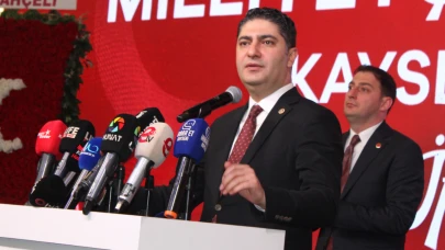 MHP'li İsmail Özdemir'den CHP'li Belediyelere Yolsuzluk Suçlaması: "560 Milyar TL'lik Para İç Edildi"